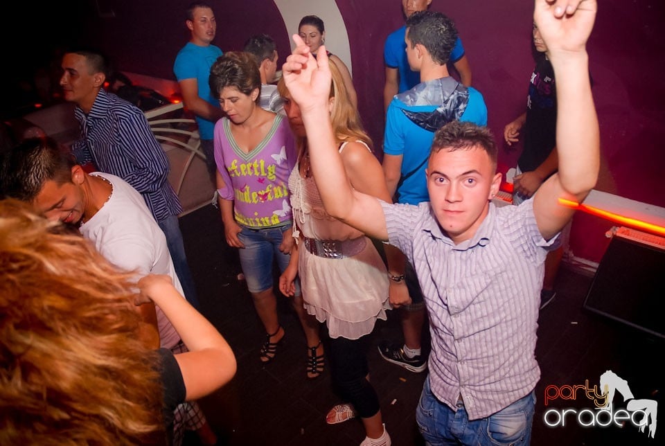 Romanian House Mafia în Club Atti's,