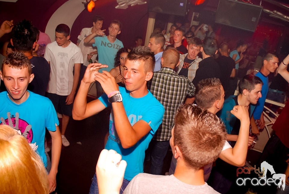 Romanian House Mafia în Club Atti's,
