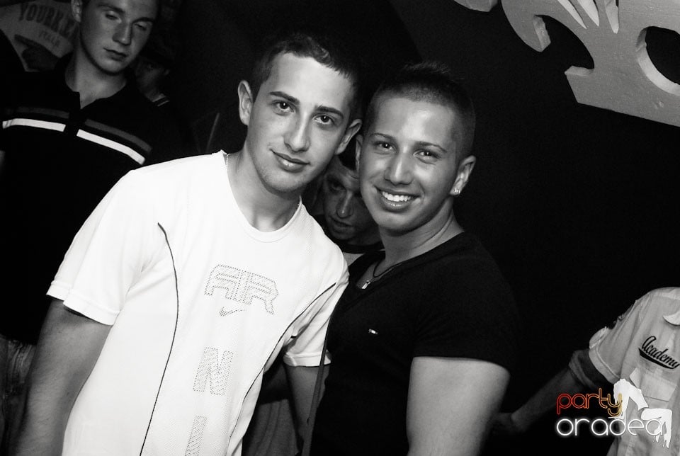 Romanian House Mafia în Club Atti's,