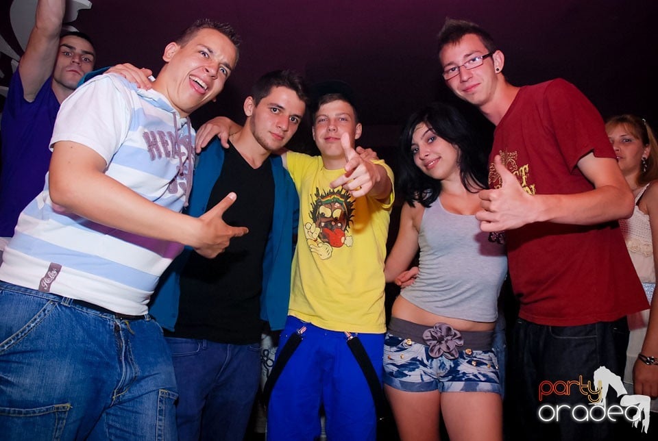 Romanian House Mafia în Club Atti's,