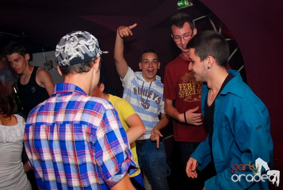 Romanian House Mafia în Club Atti's,