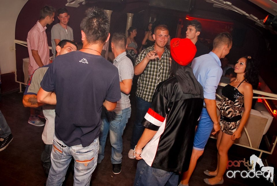 Romanian House Mafia în Club Atti's,