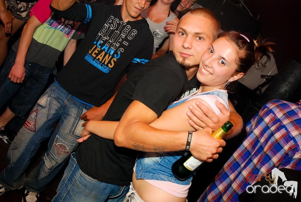 Romanian House Mafia în Club Atti's,