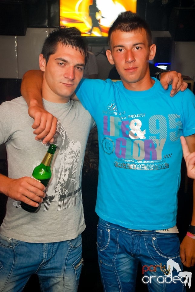 Romanian House Mafia în Club Atti's,