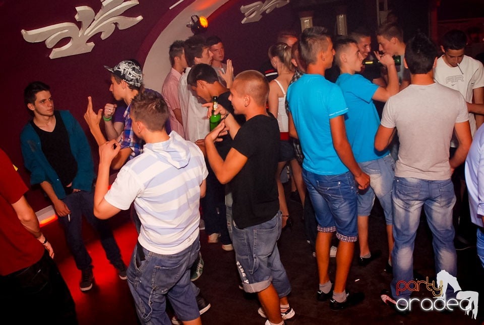 Romanian House Mafia în Club Atti's,