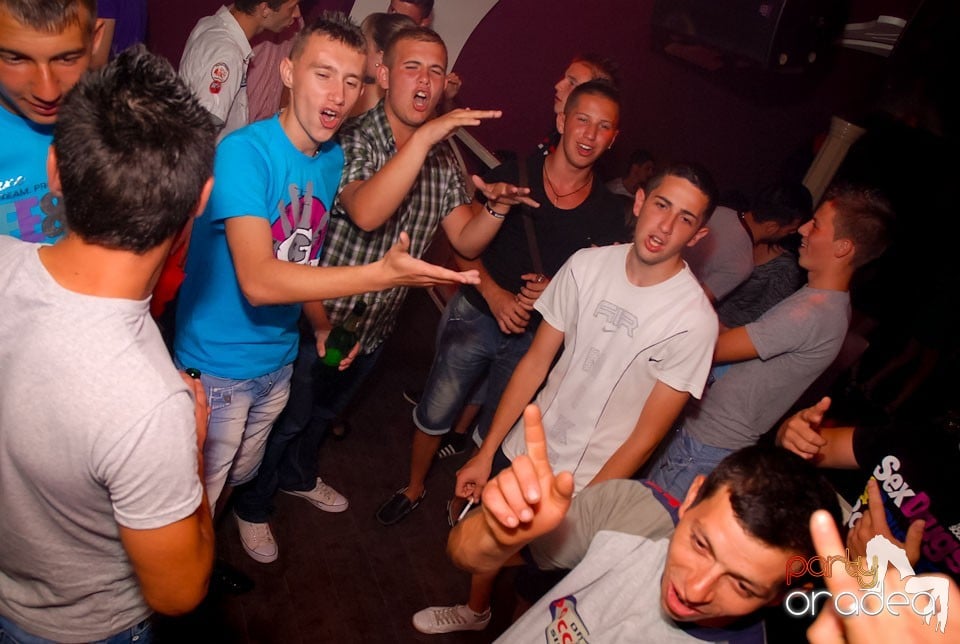 Romanian House Mafia în Club Atti's,