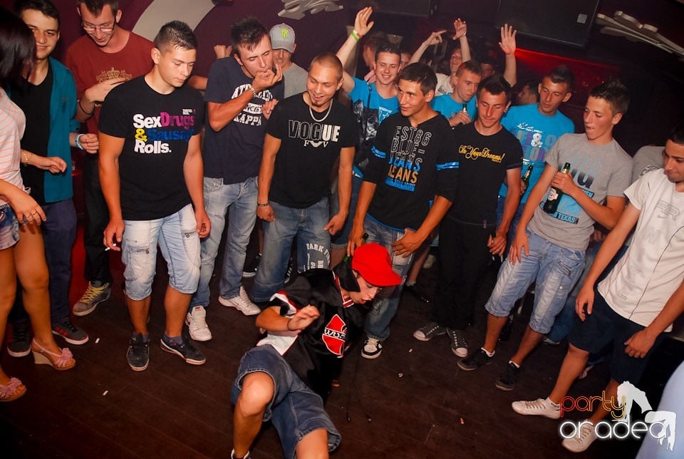 Romanian House Mafia în Club Atti's,
