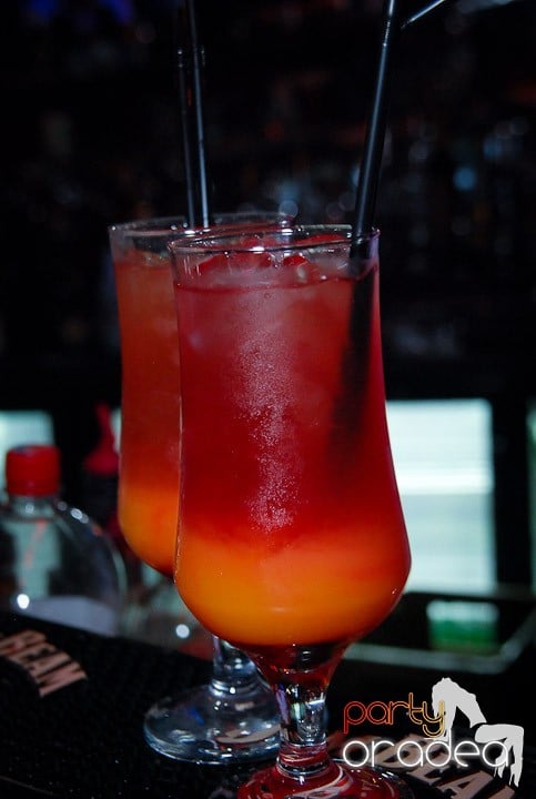 S-a sunat clopoţelul în Escape, 