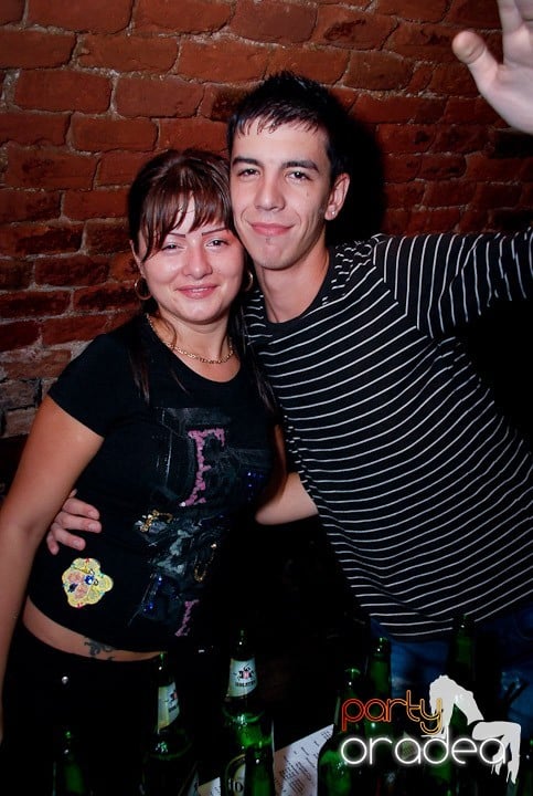 S-a sunat clopoţelul în Escape, 