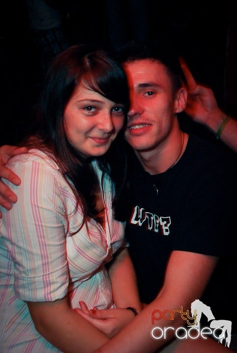 S-a sunat clopoţelul în Escape, 