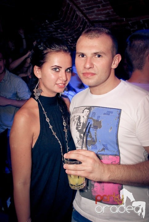 S-a sunat clopoţelul în Escape, 