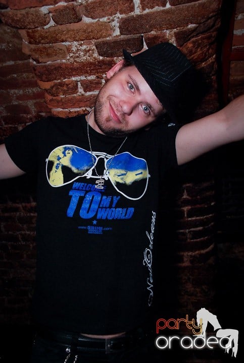 S-a sunat clopoţelul în Escape, 