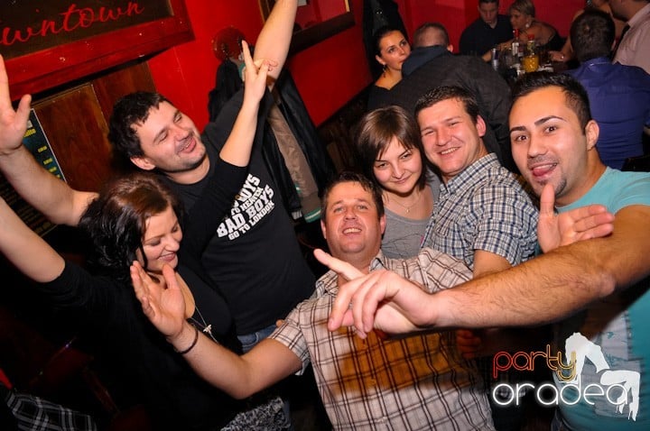 Să ridicăm oraşul în picioare,