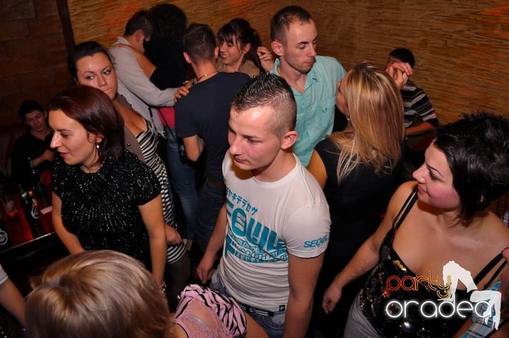 Să ridicăm oraşul în picioare,