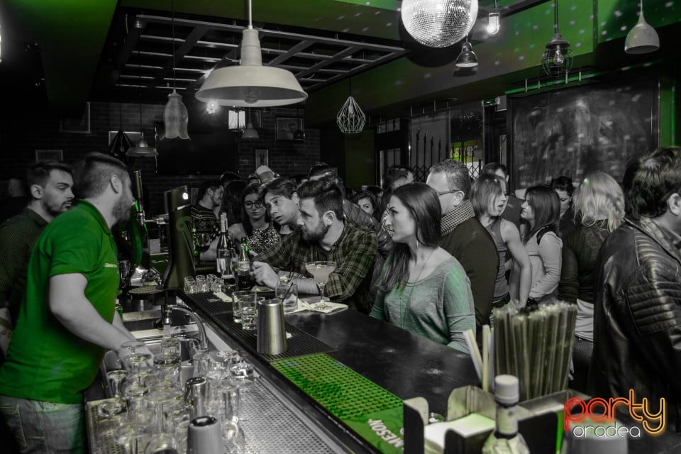 Saturday Night Party, Green Pub