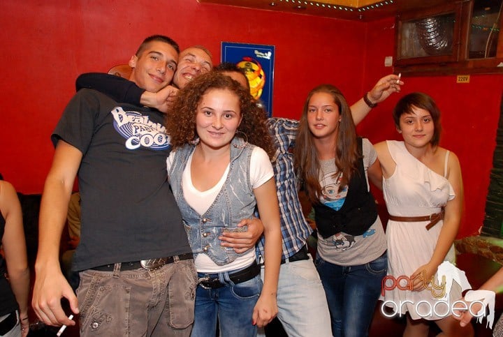 Sâmbătă distracţia continuă în Downtown, 