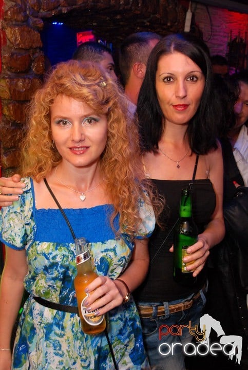 Sâmbătă distracţia continuă în Downtown, 