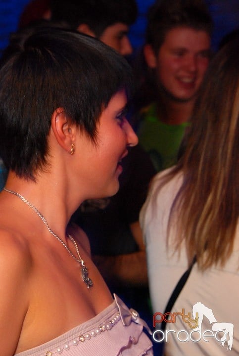 Sâmbătă distracţia continuă în Downtown, 