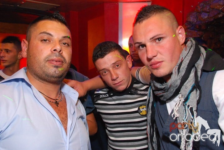 Sâmbătă distracţia continuă în Downtown, 