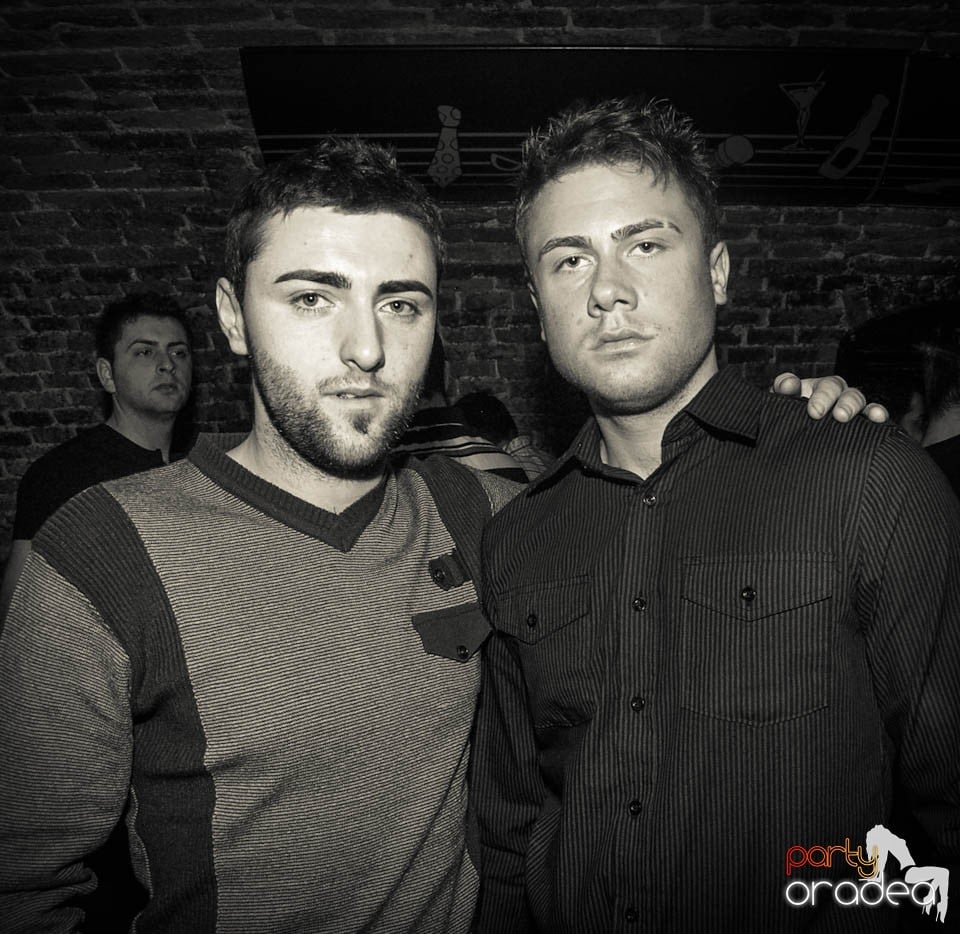 Sâmbătă e party în Club Escape, 