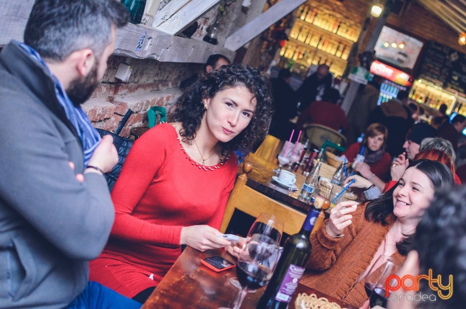 Sâmbătă în Bodega, Bodega