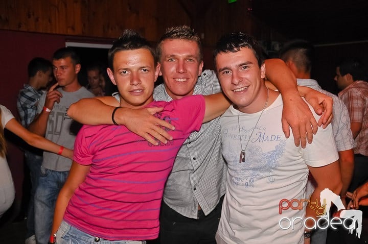 Sâmbătă în Disco Faház, 