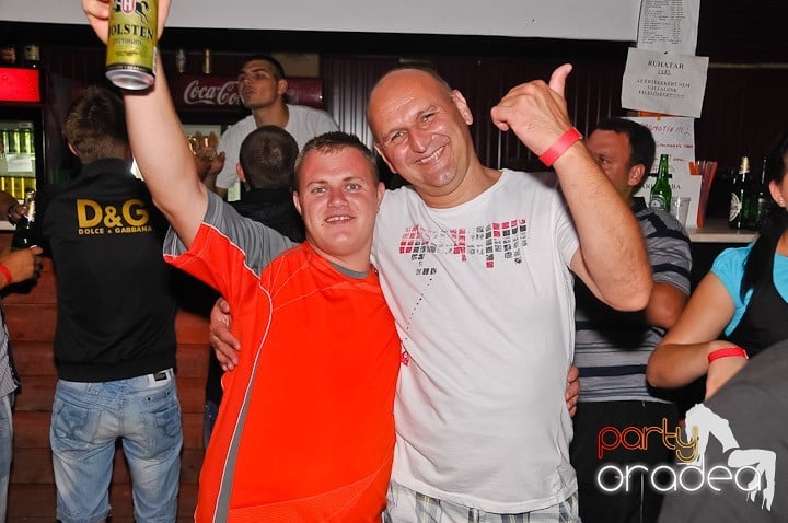 Sâmbătă în Disco Faház, 