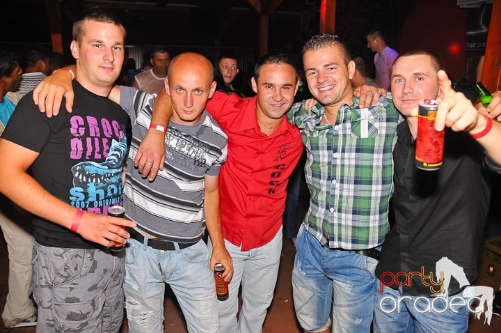 Sâmbătă în Disco Faház, 