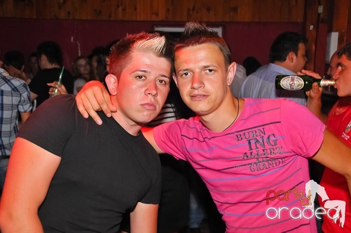 Sâmbătă în Disco Faház, 