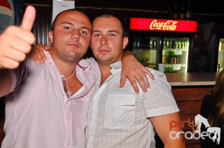 Sâmbătă în Disco Faház, 