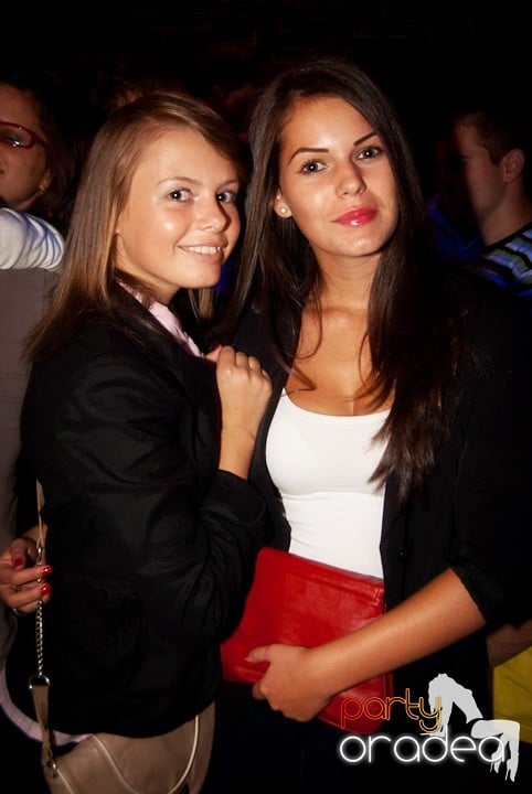 Sâmbătă în Escape, 