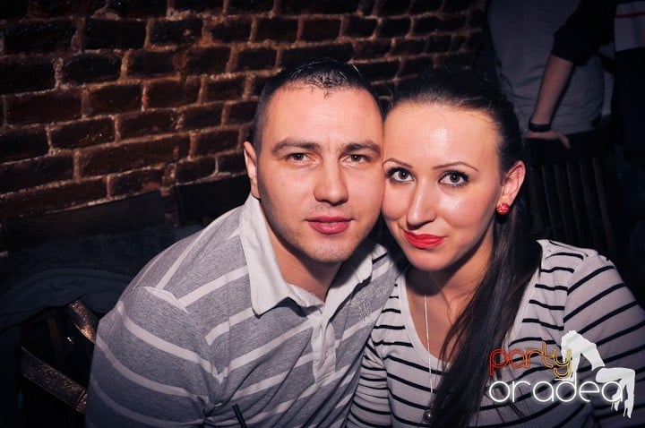 Sâmbăta începe cu Club Escape,