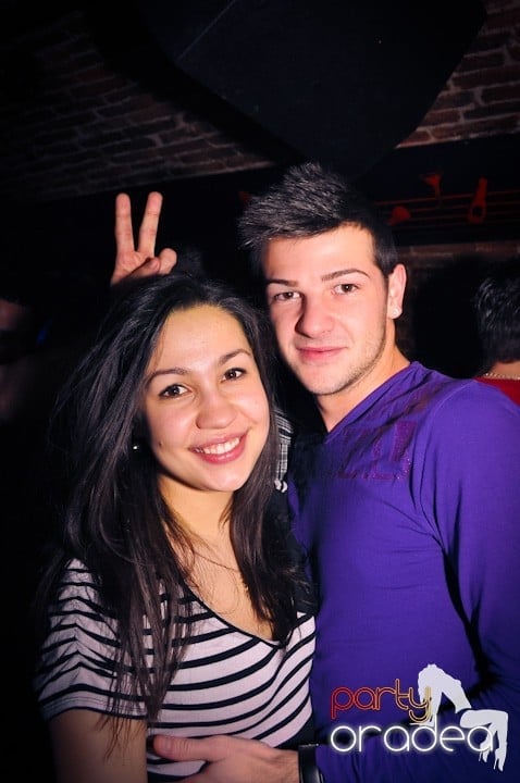 Sâmbăta începe cu Club Escape,