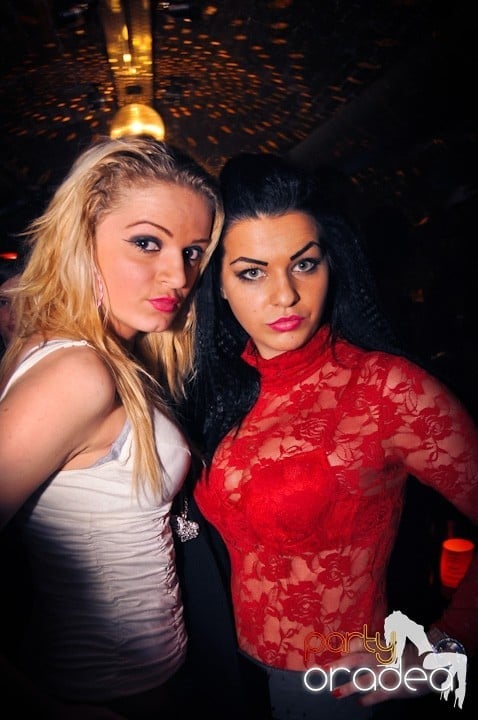 Sâmbăta începe cu Club Escape,