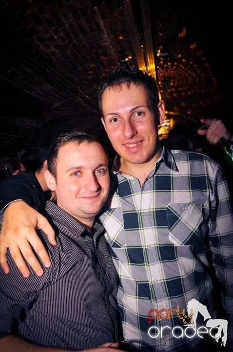 Sâmbăta începe cu Club Escape,