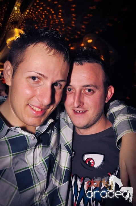 Sâmbăta începe cu Club Escape,