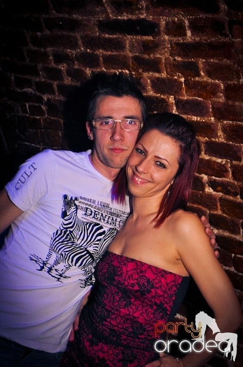 Sâmbăta începe cu Club Escape,