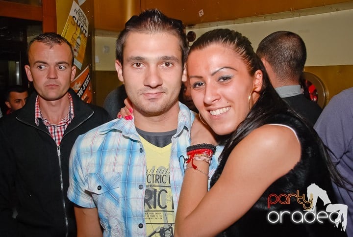 Sâmbătă începe distracţia în Yellow Submarine, 