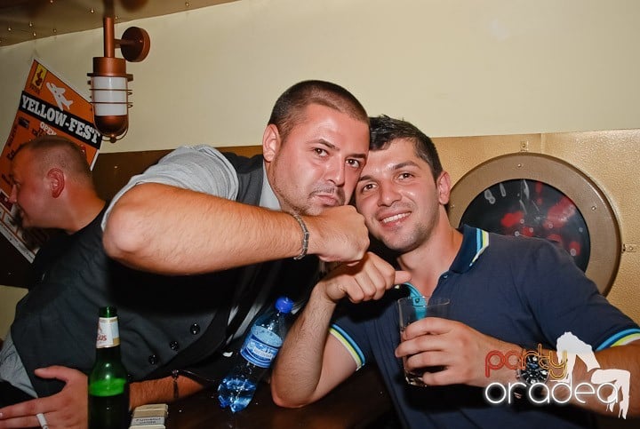 Sâmbătă începe distracţia în Yellow Submarine, 