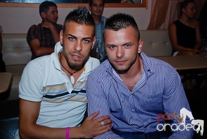 Sâmbătă noapte în Club Rio, 