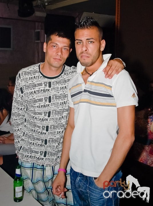 Sâmbătă noapte în Club Rio, 