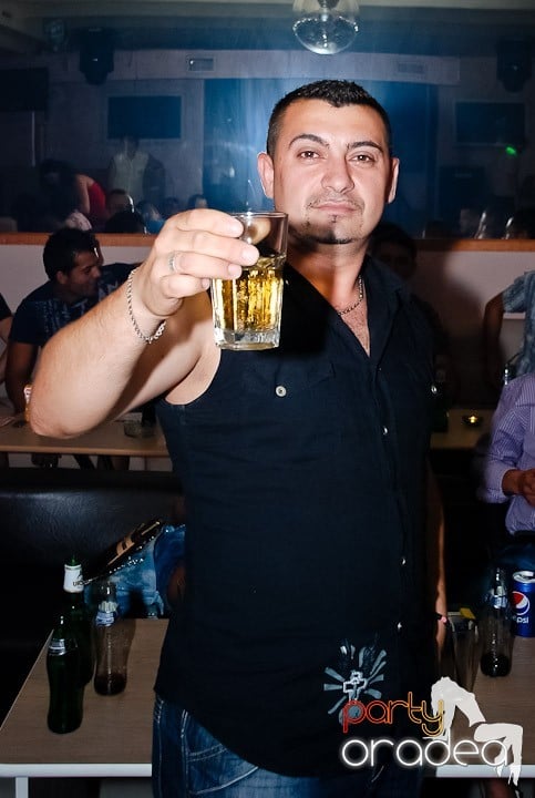 Sâmbătă noapte în Club Rio, 