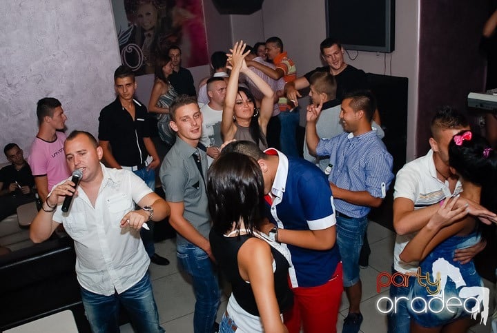 Sâmbătă noapte în Club Rio, 