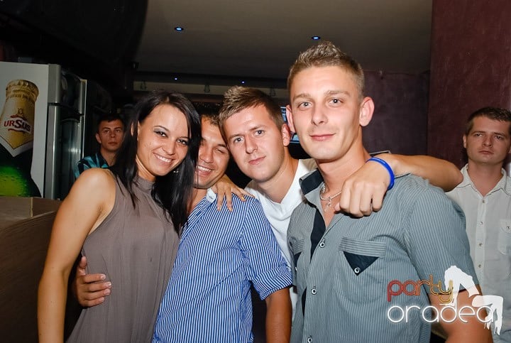 Sâmbătă noapte în Club Rio, 