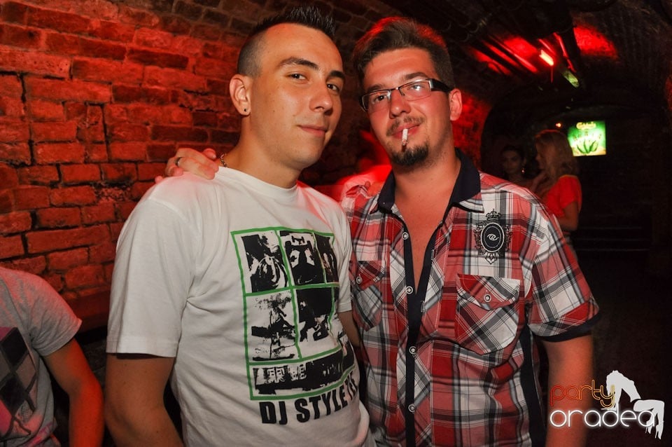 Sâmbătă noaptea @ Club Escape, 