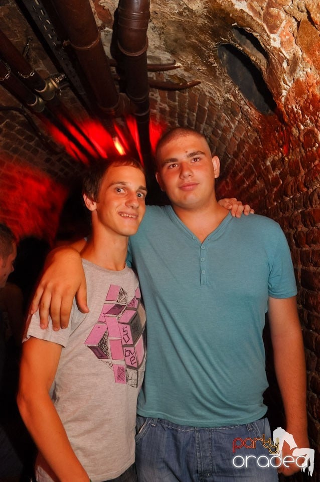 Sâmbătă noaptea @ Club Escape, 