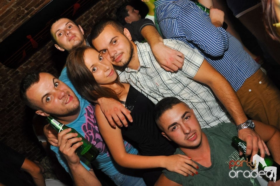 Sâmbătă noaptea @ Club Escape, 