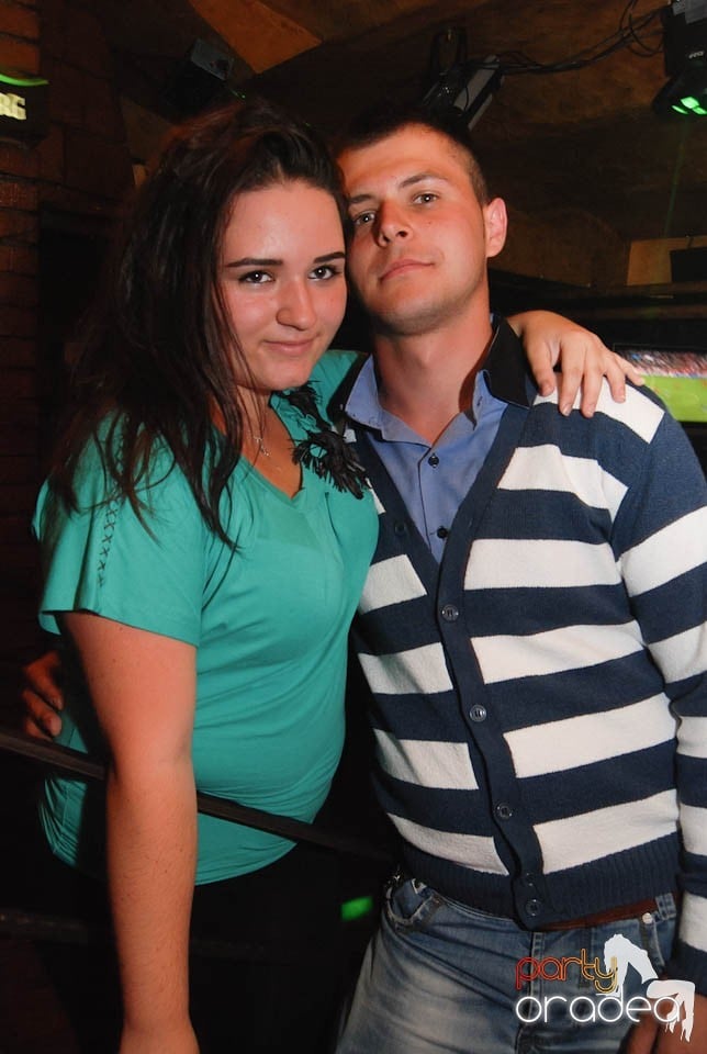 Sâmbătă noaptea e party în Downtown, 