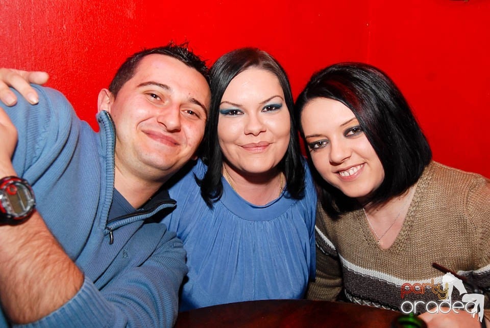 Sâmbătă noaptea în Club Downtown,