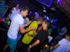 Sâmbătă noaptea în Club Escape